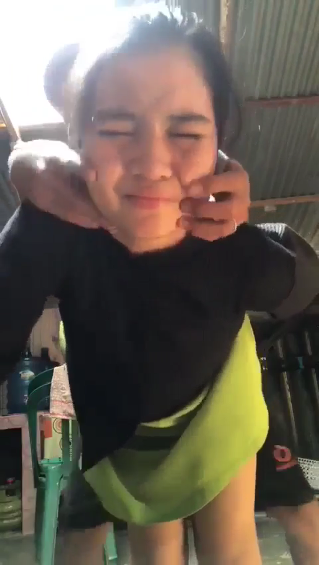 Awww sakit enakk